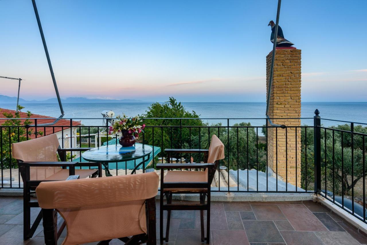 Eros Pittoresque Retreats - Perfect Location, Panoramic Seaview Koroni  Exterior photo