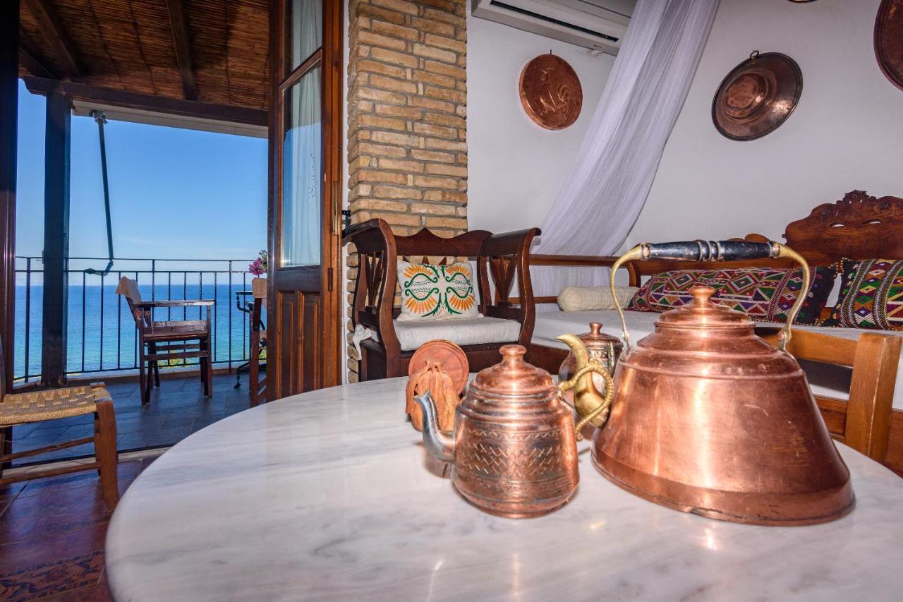 Eros Pittoresque Retreats - Perfect Location, Panoramic Seaview Koroni  Exterior photo